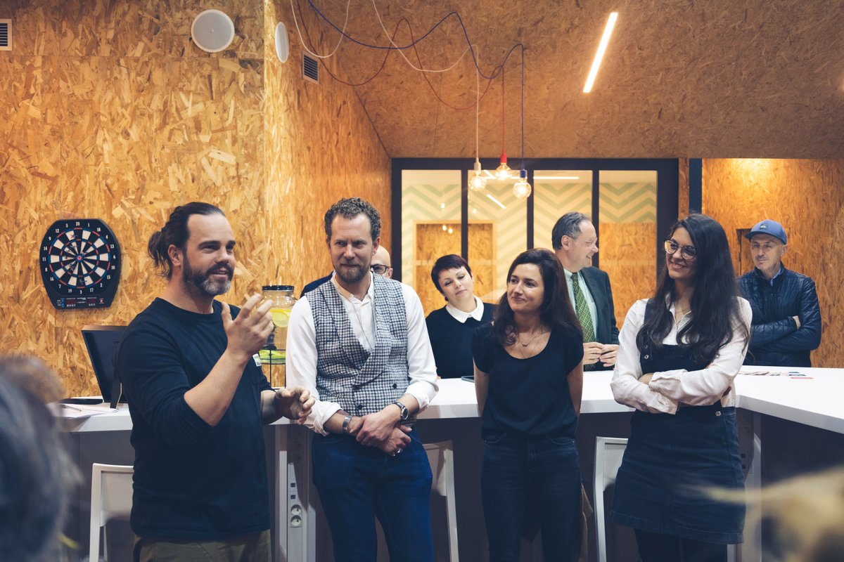OpenTourismeLab's tweet photo. [STARTUPS OTL 🚀] Nous étions tous rassemblés hier dans les locaux d’OTL pour révéler les 11 #startups lauréates de la nouvelle promotion de notre programme d'#accélération XXL by OTL !

Découvrez les 👉 https://t.co/79OeShoxr8 https://t.co/2LNoxoPtvJ