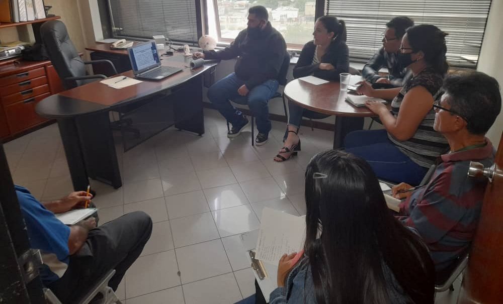 senafim_gob's tweet photo. Formando y capacitando profesionales al servicio de la Patria. 

@CofaeV 
@WilliamSerantes 
@VeEcomineria https://t.co/Ley2y0XwI4