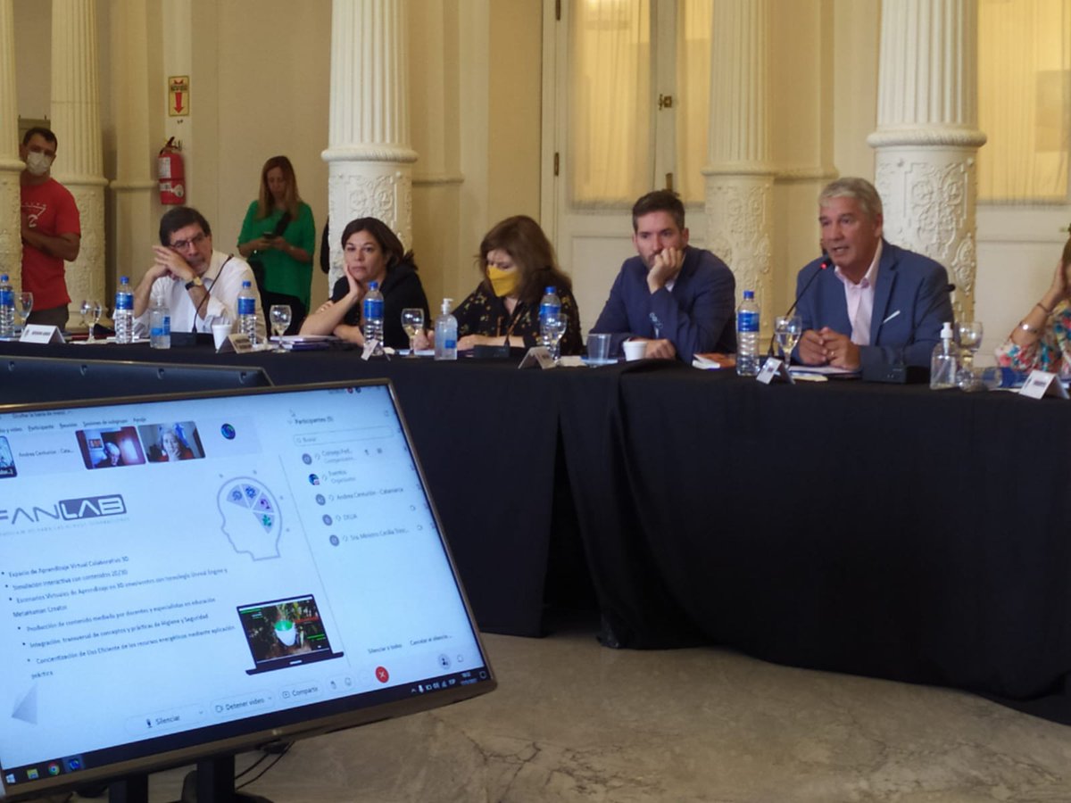 miguel_sedoff's tweet photo. Hoy en la 116 Asamblea del CFE presentamos FanLab, Laboratorios de Aprendizaje 3D en física, química, ingeniería, robótica y agtech. Es un desarrollo conjunto de @faniotargentina con @INETetp con licencias gratuitas para todo el sistema nacional de ETP. https://t.co/YfYrpDOD6X