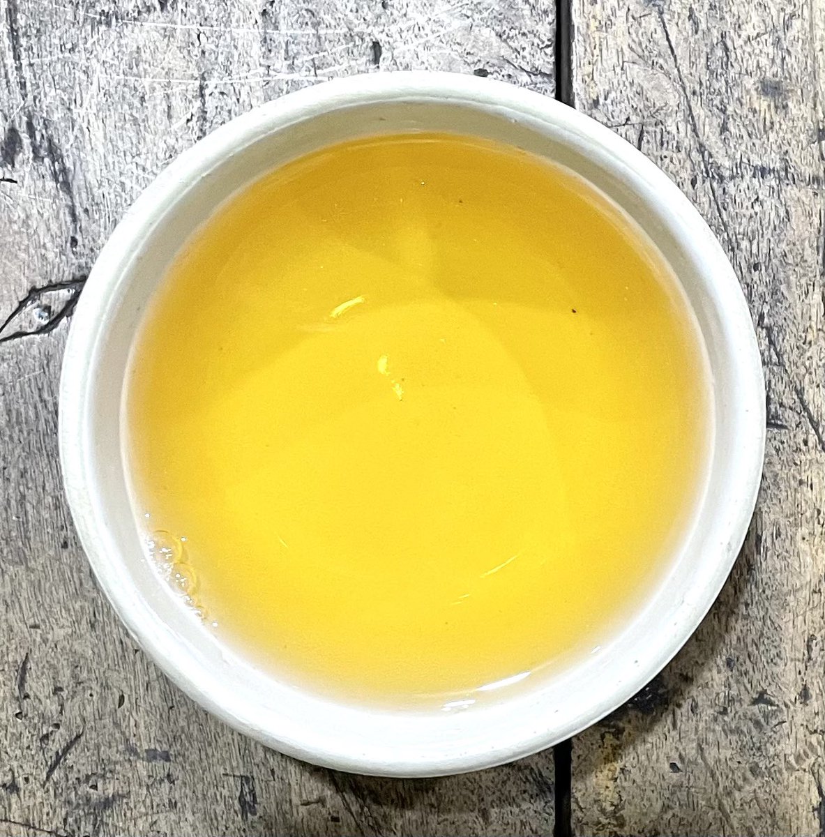 darjeelingteas's tweet photo. Upper Fagu cl.ftgfop-1 EX3 darjeeling tea 1st flush 2022 from https://t.co/0QSDNJP6dn
#darjeelingtea #tea #firstflush2022 #teaemporium https://t.co/GlVegGbsLm