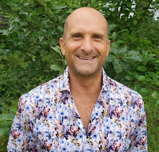 Lito Porto has been selected to receive a President’s Associates Teaching Excellence Award for the 2021-2022 academic year. This accolade recognizes his exceptional undergraduate teaching and innovation in the Department of Spanish and Portuguese. 

Congratulations Lito!