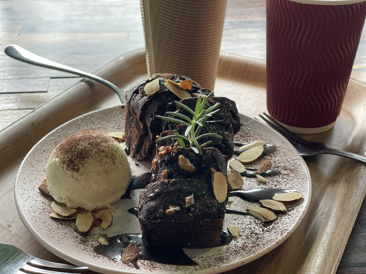 VisitaCorea's tweet photo. ☕️ Sooyemong es una cafetería donde puedes disfrutar de plantas, pájaros y animales 🦜🌳🌸🪴 

📍26-1 Dwitgol-gil, Uiwang-si, Gyeonggi-do 

#Uiwang #VisitaCorea en línea https://t.co/dD7YVP1Abd