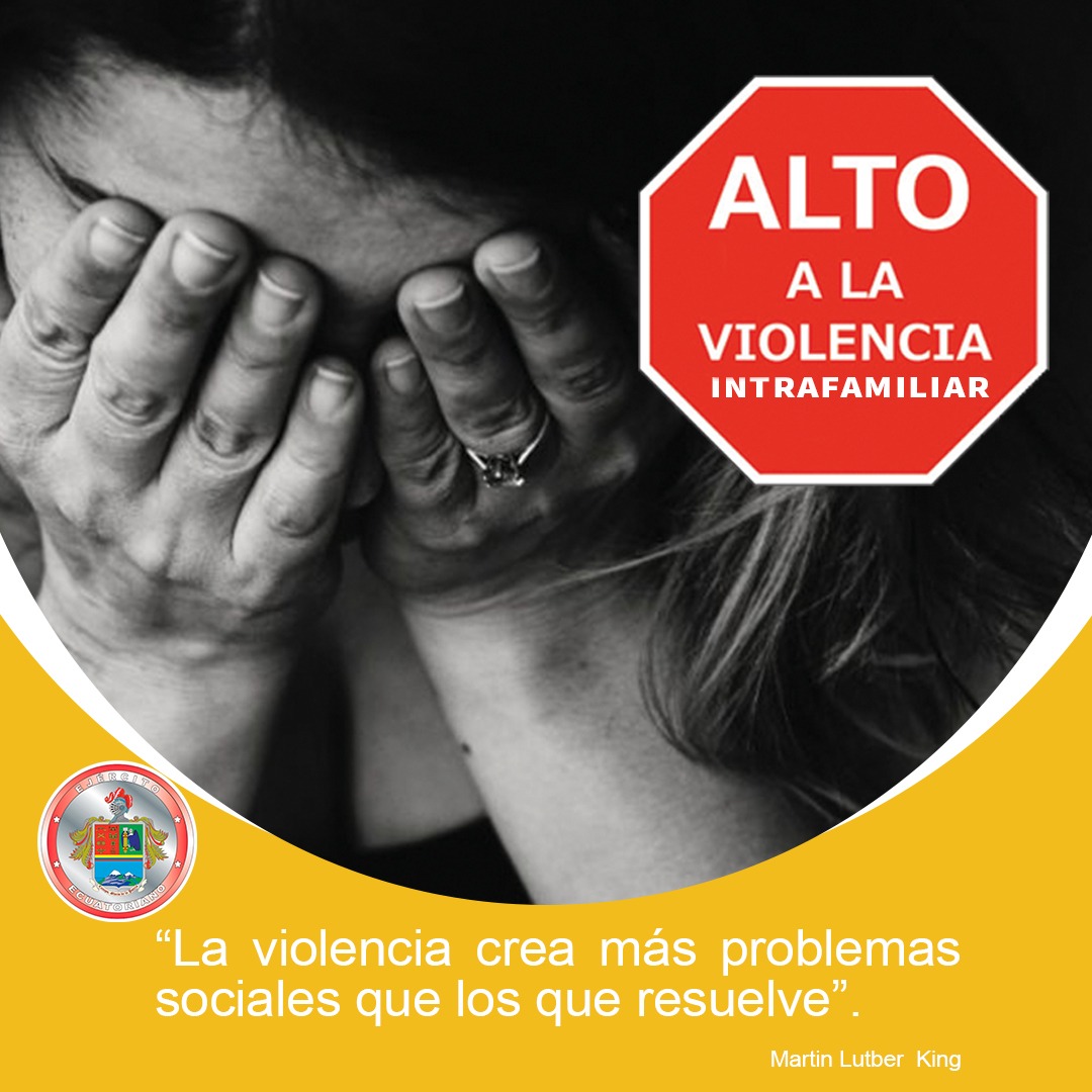 EjercitoECU's tweet photo. Si te agreden, insultan, atacan, golpean o amenazan, no te confundas. Eso no es amor.
🆘 Alto a la violencia intrafamiliar 

#OrgulloDefensa
#EjércitoECU https://t.co/pyHc8XBCQx