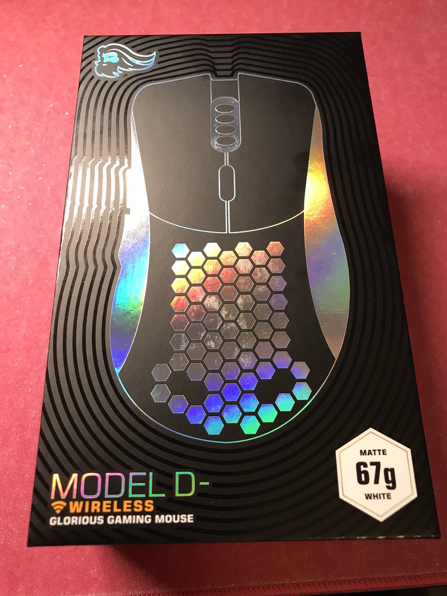 10FPS3's tweet photo. @Glorious_JP さんの日本アカウント開設記念キャンペーンに当選してMODEL D-のマウス頂きました
所感は形が自分の手にフィットして左右対称より持ちやすい！このマウスでゲームやるのが楽しみすぎる
この機会を頂き本当にありがとうございました
、当分使ってみて使用感を発信できればとおもいます https://t.co/VzfxnQDJUX