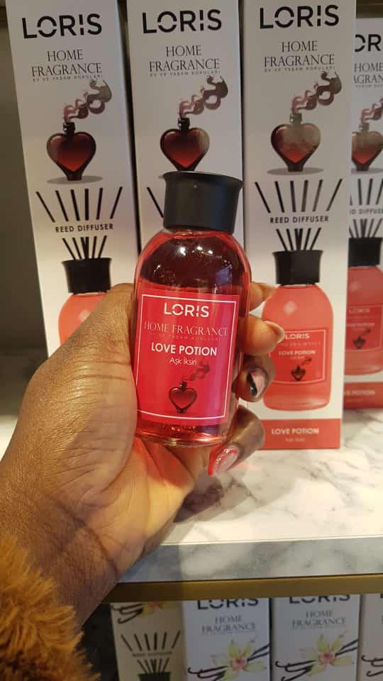 mispy__'s tweet photo. I sell Loris diffusers at affordable prices.
Getting your bedrooms, living area, washrooms, offices, cars etc. smelling amazing. 120ml going for cool Ghc70, 100ml for Ghc55 and 55ml for Ghc45.

Kindly help grow my business by patronizing and retweeting 🙏☺️💞 https://t.co/O8YtLEBJk4