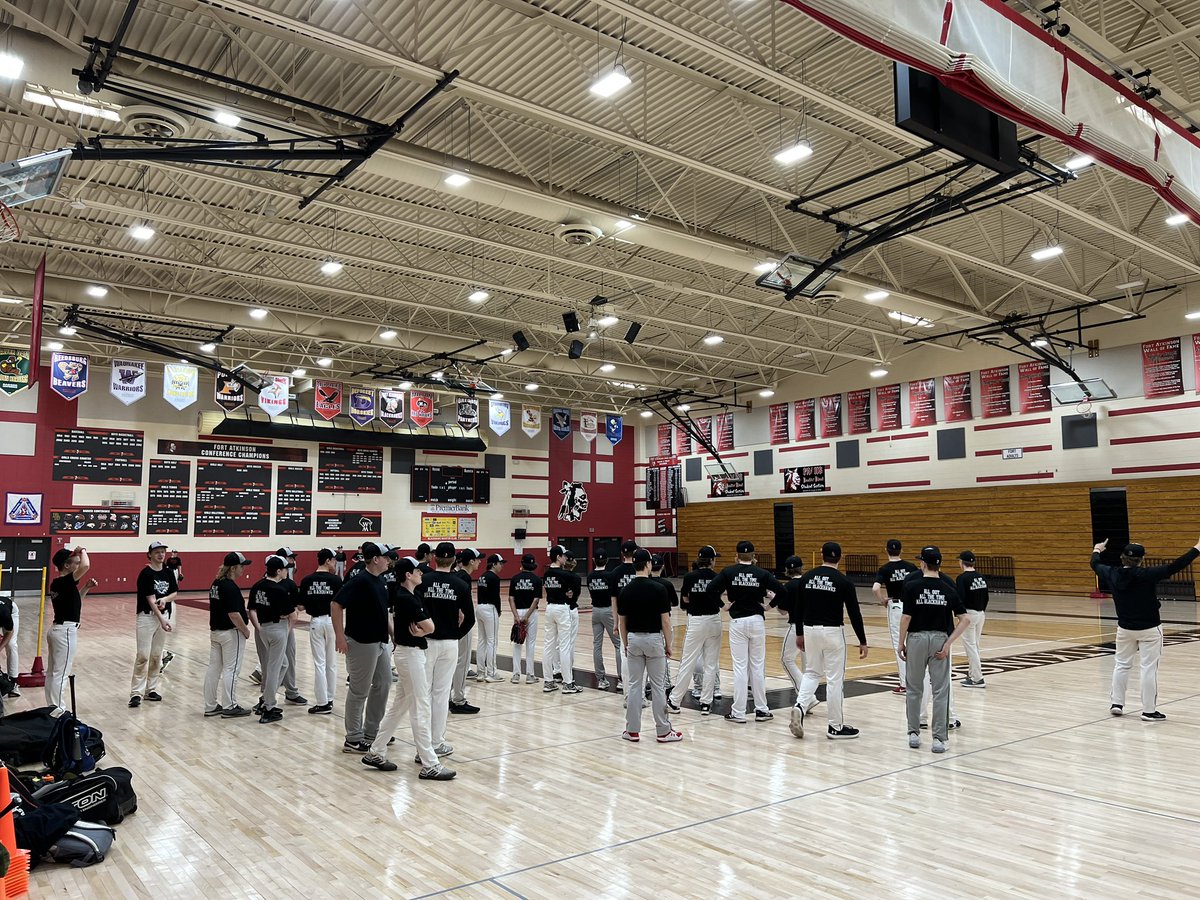 BaseballFahs's tweet image. Pitchers and catchers week is in the books! Overall a great week of work put in by all levels. 14 days until opening day! 

#OneFort