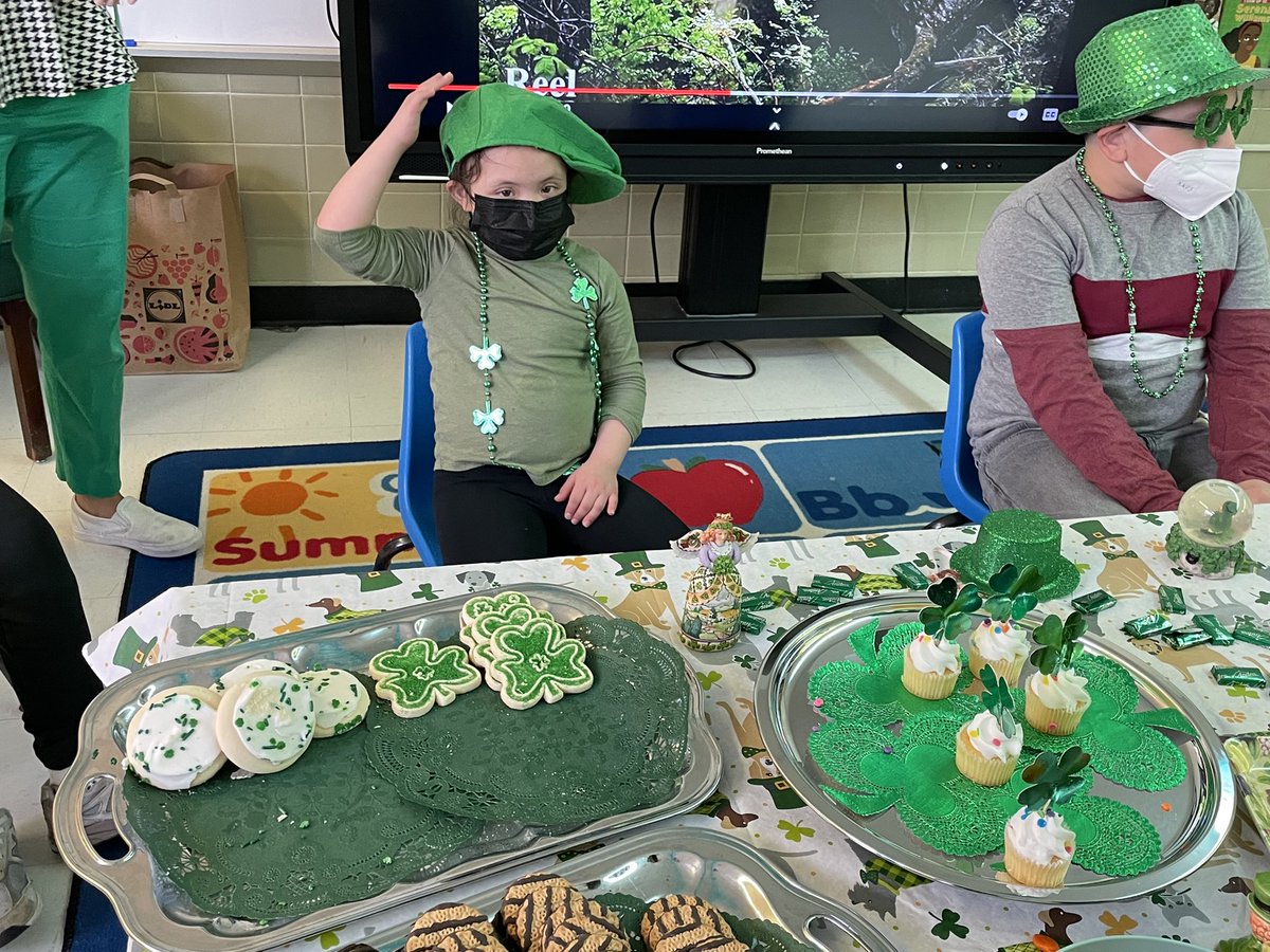 Michelle Armentrout tweet media