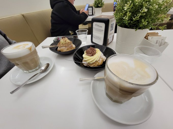 Having a latte in lecce  Italy. https://t.co/eZoEsPjio3