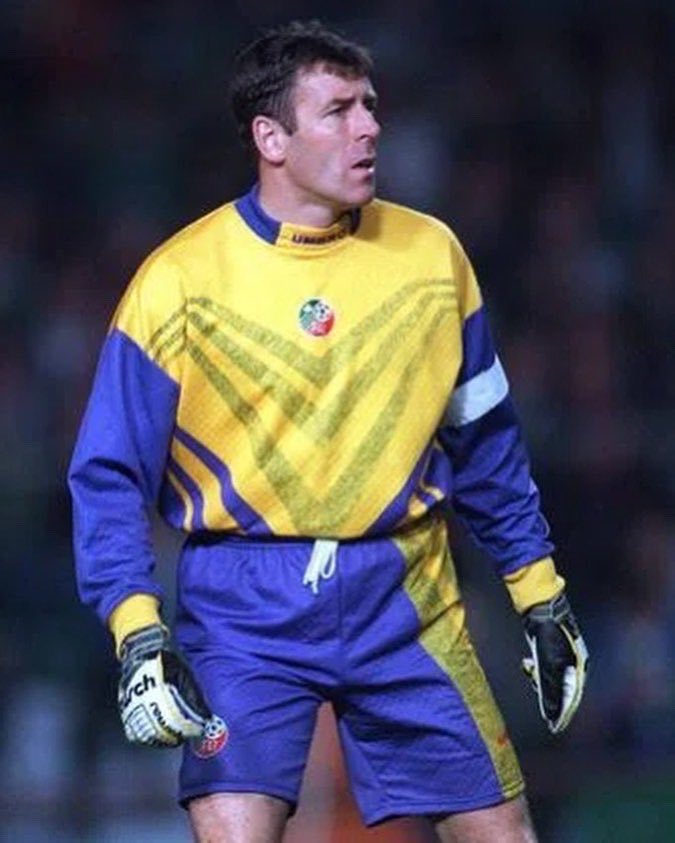 That’s A Keeper (Goalie shirts from the 90s 🫠) tweet media