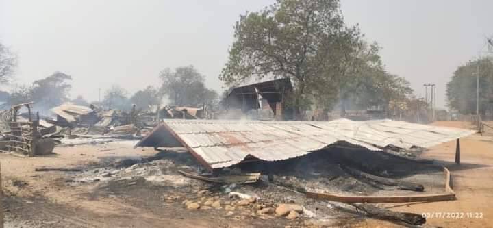 ABirdG_twt's tweet photo. Villages in Khin U Tsp were assaulted &amp; set fire by SAC troops. On Mar 16, about 100 SAC troops raided KalarLuu village &amp; set fire to 75 homes. SAC raided SharLwin village on Mar16. #WarCrimesOfJunta #2022Mar17Coup #WhatsHappeningInMyanmar https://t.co/1BS0yq7Z66