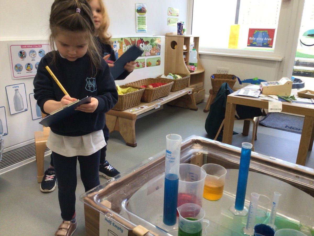 It's been a busy Science Week <a href="/NBH_WestHamp/">NBH Nursery & Pre-Prep West Hampstead</a>. The children have been busy planting seeds, observing and measuring their plants as they begin to take root and grow, and conducting experiments with water related to capacity 🪴🧪 <a href="/NBHSchool/">North Bridge House</a> #scienceweek2022  #EYFS @CognitaSchools