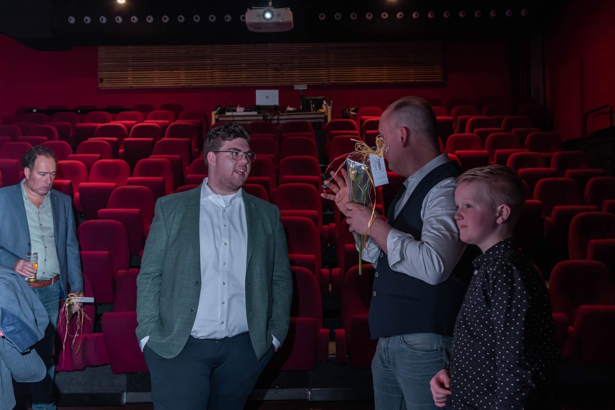 De première van #Depriclown is geweest. Wat een leuke en fijne avond ondanks dat ik niet fit was na de griep. De film is goed ontvangen en gaat nu ingestuurd worden naar verschillende filmfestivals. #trots #regisseur #scenario #kortefilm