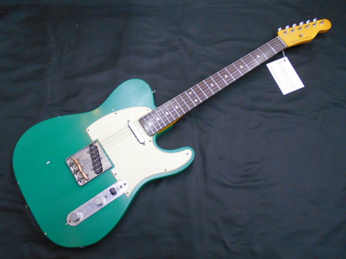 apollonmusic's tweet photo. 【新潟店】前回入荷後、即売れしたBritish Racing Green
NashGuitars 1番人気のT63。良いカラーでした。
またオーダーしようかな。
https://t.co/CLhlxAIQxb
#NashGuitars #T63 https://t.co/ue6LSM9FF9