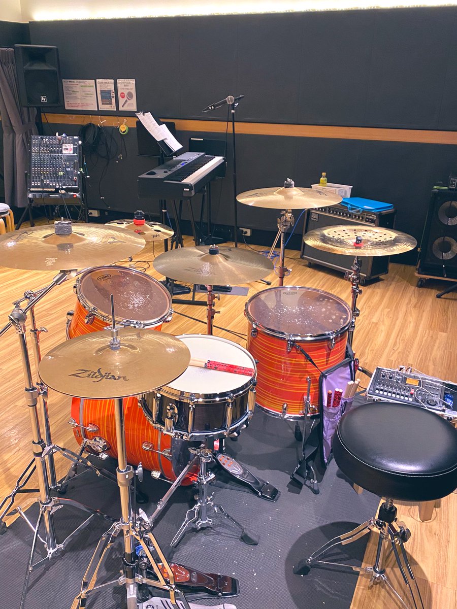 grtetsu's tweet photo. 今夜はMonth of Puddleのリハーサルでした🎹🥁 https://t.co/UbuNT6usto