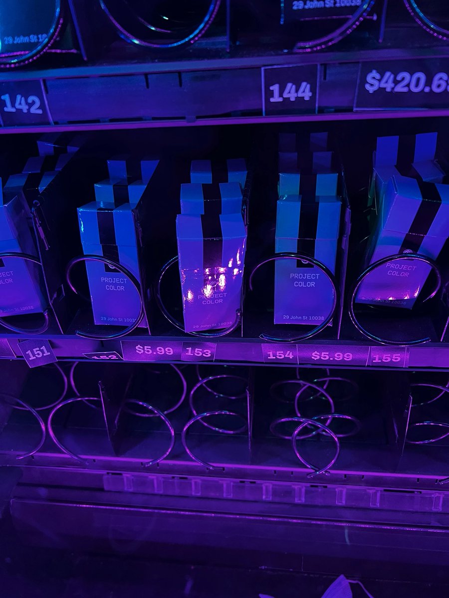 fntsywrldeth's tweet photo. @TheColorsNFT help! My nft from the vending machine got stuck last night! What do I do? (153) https://t.co/R2Ija1kyQo