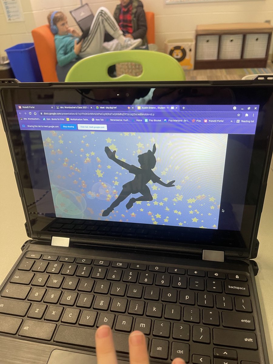 Elisa Wombacher tweet media