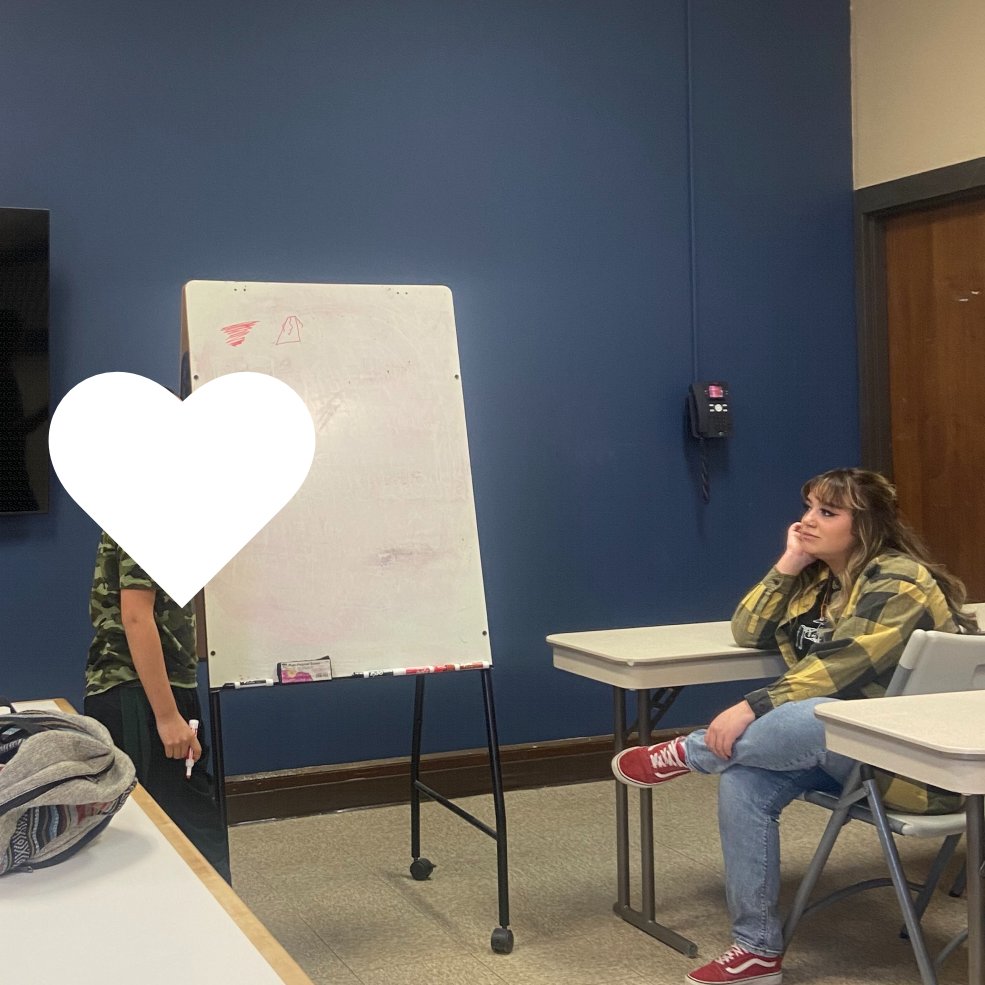 VirtualSjsd's tweet image. Our High school students teaching 3rd, 4th and 5th grade students about the Spanish language @SJSDVirtual @CHS_Indians  #growyourown        #SrtaSolana