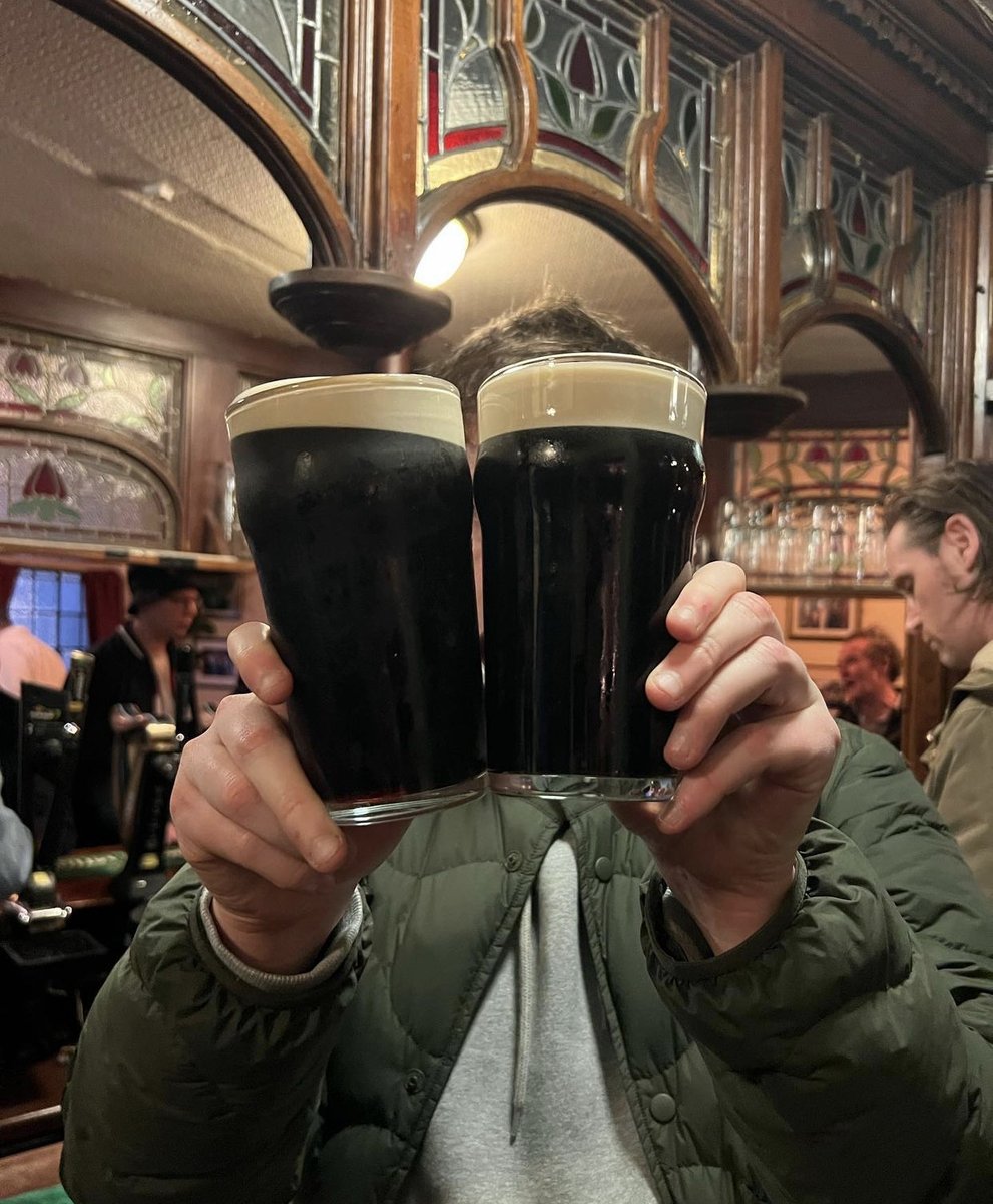 Happy St Patrick’s Day ☘️ There’s a great Paddy’s Day atmosphere out in the city today! 

If you’re on the search for a decent pint of Guinness today then we recommend you head across to <a href="/eat_mcr/">EATMCR</a>  - they have done a tried and tested trail!