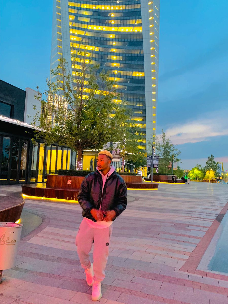 Tidy Smog🌍❤🙏 (@smog243) on Twitter photo 