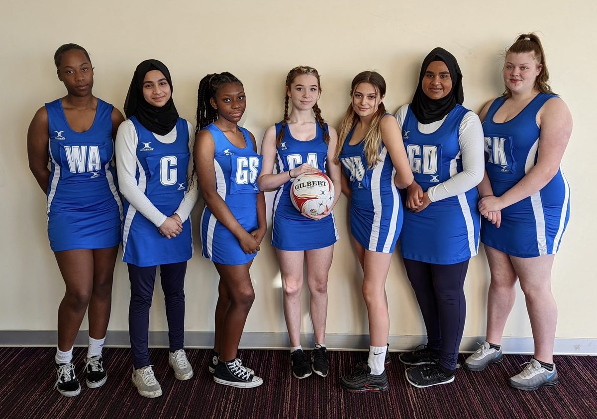 RESULT | This evening our Year 11 Netball team travelled to <a href="/RadSchoolMK/">The Radcliffe School</a> for an MK Schools league fixture / triangular with Radcliffe &amp; <a href="/SBEPETeam/">SBE PE Team</a>.

Our girls beat Radcliffe 9-7 but lost to SBE 14-1. Great effort from them all. Player of the match: Stacey ⭐️

#SHLASport 🏐👏🏼