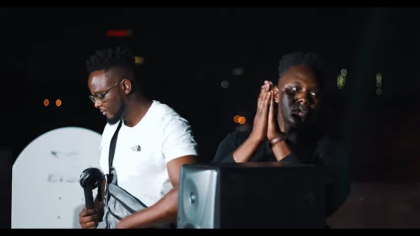 SoundHealex_R's tweet photo. #AmapianoIsALifestyle 💥
#LiveOnTheVenue 🔥

@PS_DJz -

AMAPIANO | AFRICAN WAV MIX Episode 1
🔥🔊🔥🔊🔥🔊🔥

On #YouTube :https://t.co/ByqP8HCPXJ https://t.co/Rf01RFdN9H