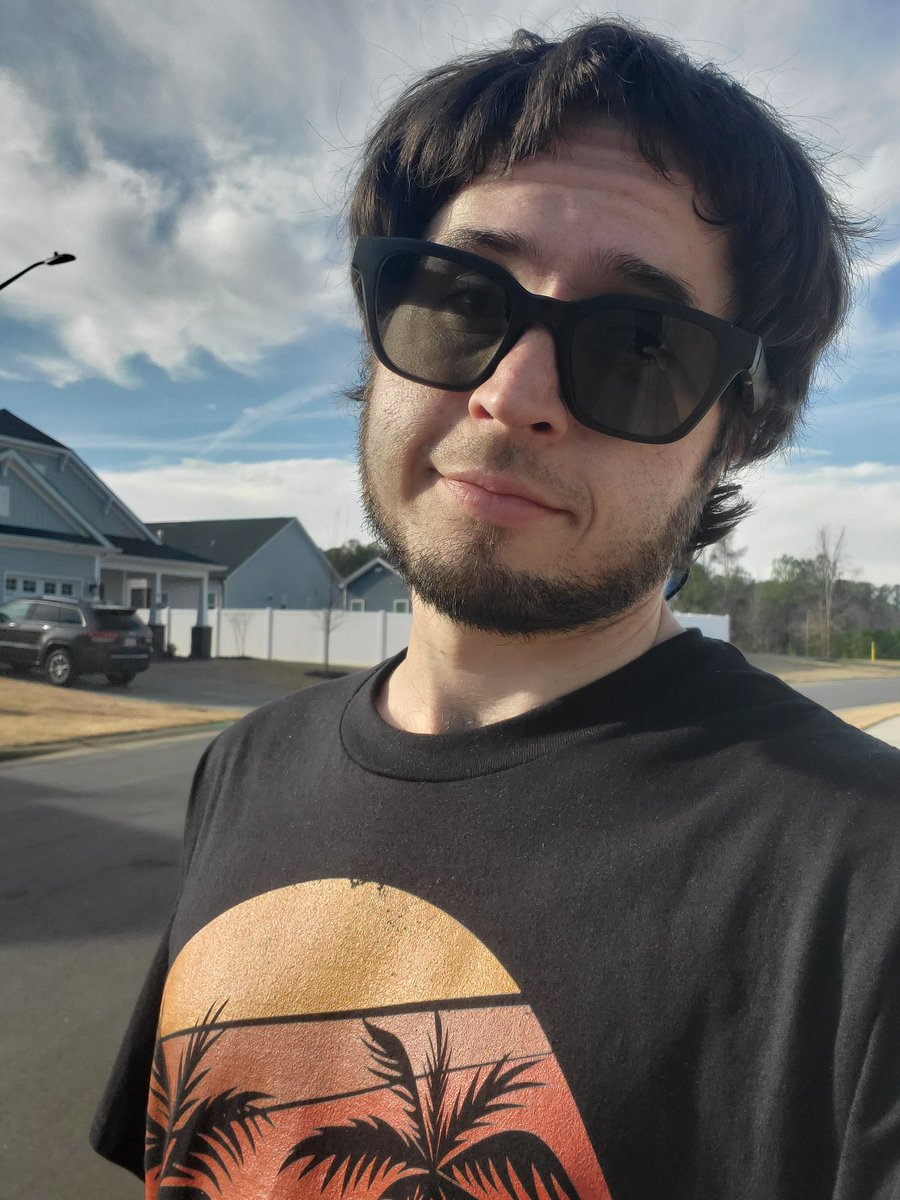 FMPdeuce's tweet image. Keep your eyes peeled! New music coming very soon!!
#hiphop #release #newsong #RaleighNC #fmp #daviddeuce #newmusic2022 #weREADY #LetsGo