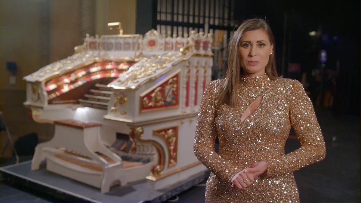 #throwbackthursday To getting the full glam ✨treatment from the amazing <a href="/EpicMakeUp/">Epic Makeup</a> for @BroadwayinSD’s 45th Season Special! 🎭

📺Watch tomorrow at 7:30pm on Ch 6 and/or Sun at 4:30pm on Ch 8!

#theatre #musicaltheatre #newseason #tvspecial #musicals #broadway #sandiego