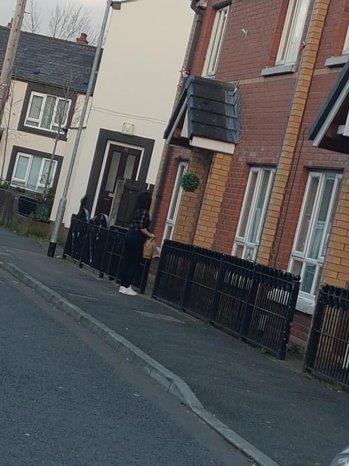 Young people from Diamond Project delivered St Patrick’s day dinners to local residents in partnership with Short Strand Community Forum who also were delivering dinners to residents.  

#learningthroughthedivide
#TBUC 
#Centralgoodrelations 
#culturalvision2022