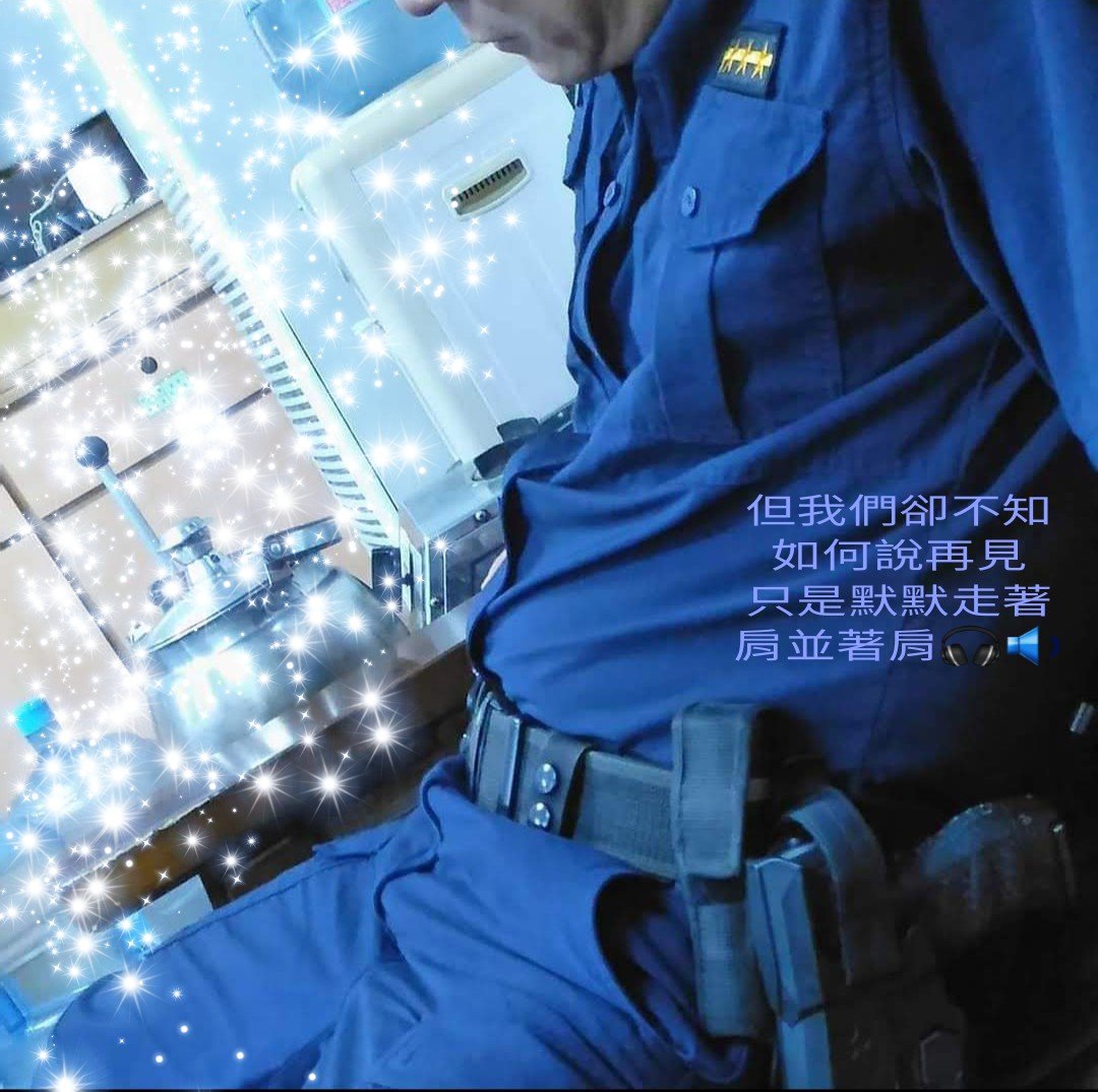 dandan070474's tweet photo. “我們說好的時間見面　
在這之前誰也別聯絡誰
於是我飛去地球另一邊　
等你回到自己世界……🎧” https://t.co/QEKrKWXMXa
