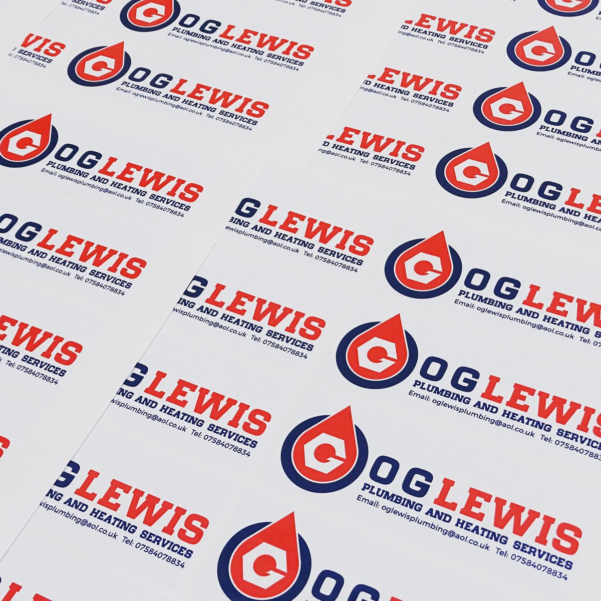 Ask us about our stickers! They have so many uses- product labels, mail labels, contact labels, returns labels, ingredients labels, the list is endless! Short or long runs. 

#labels #productlabels #stickers #digitalprint #witney #oxfordshire