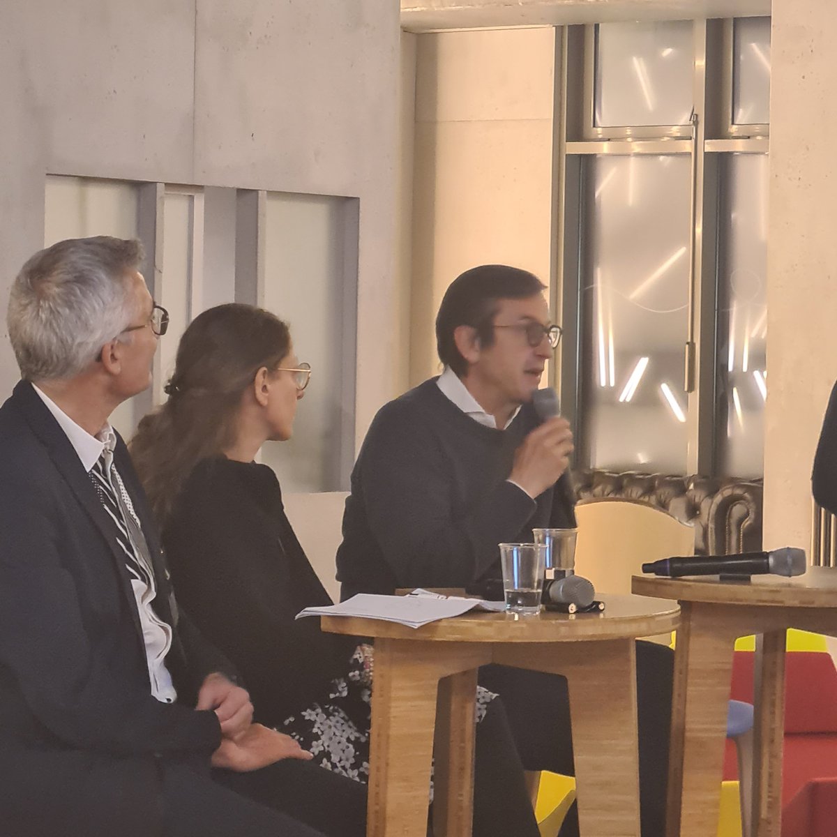 CelsaAlumni's tweet image. Cri du cœur ❤ de @GildasBonnel: Nous les communicants allons-nous bouger les lignes ? OUI, le projet devant nous est dingue : accompagner les transformations des modèles de consommation !!!
#Comresponsable #Celsandco