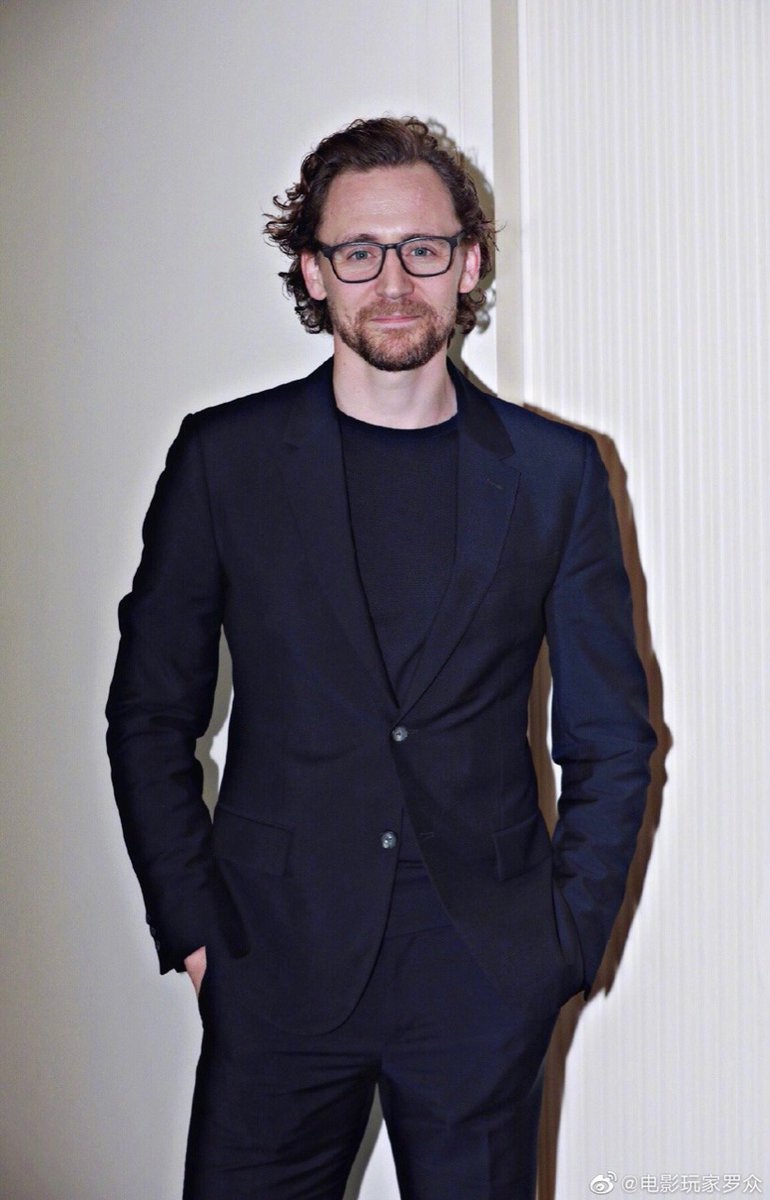#BeardyTomOfTheDay #TomHiddleston