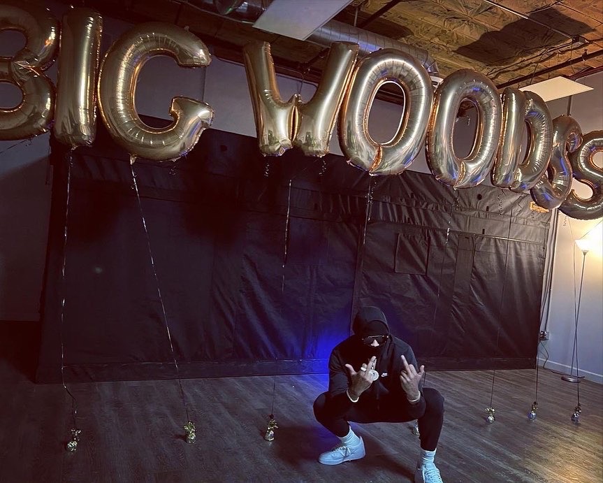 TaylorGang's tweet photo. Vibes from last night #BIGWOODSSEASON listening party 🔥🔥🔥🔥🔥 @CHEVYWOODS @wizkhalifa @SnoopDogg this tape got all the heat! Dropping tonight 9PM PT! https://t.co/qG4ej9txCn
