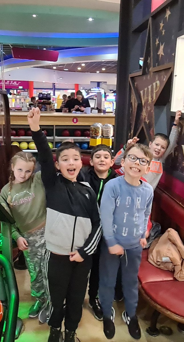 Ysgol Cwm Gwyddon tweet media