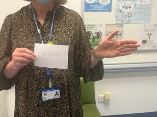 DudleyDSPP's tweet photo. Staff from the Safeguarding and Complex Vulnerabilities Team pledge to give #HelpingHAnds by #BelievingVictims, #Listen and #UseMyVoice

#CEADay22 https://t.co/r80FQNrLLx