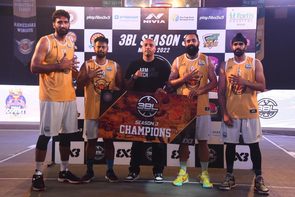 Wingers too hot to handle!🔥
Ahmedabad Wingers continue their dominance in Conference B.
The Wingers defeat Lucknow Ligers 2️⃣2️⃣-1️⃣2️⃣ in the final to be crowned champions for the 5th consecutive time!! 🎉

#3BLSeason3 #GrindSeason #MeVsMe #3BL #AmritpalSingh #VisheshBhriguvanshi