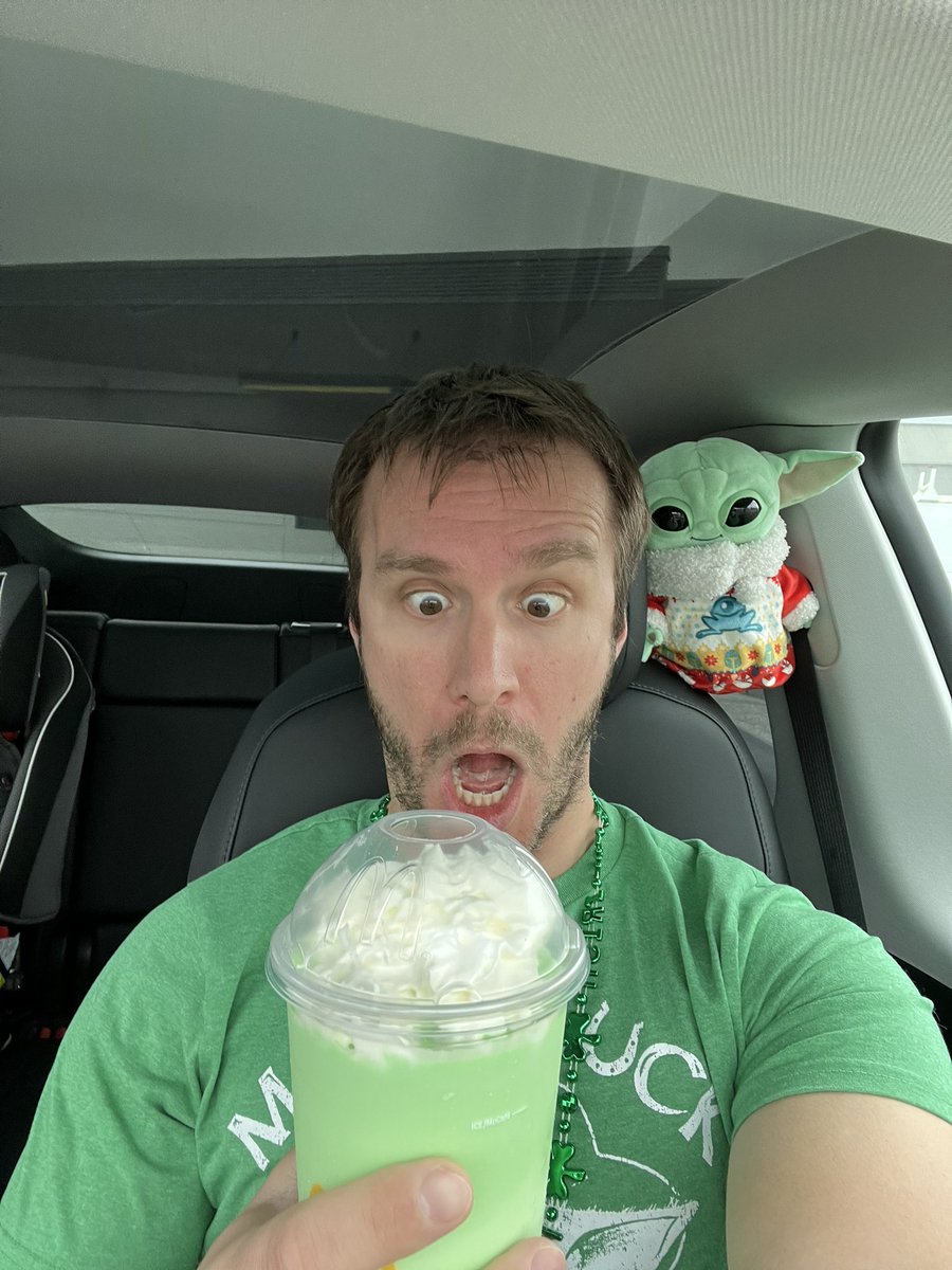 deekware's tweet photo. Have you found your St Patrick’s Day Shamrock Shake yet? Log it with https://t.co/iSt8c1oSLt! https://t.co/RlU7VKIZjs