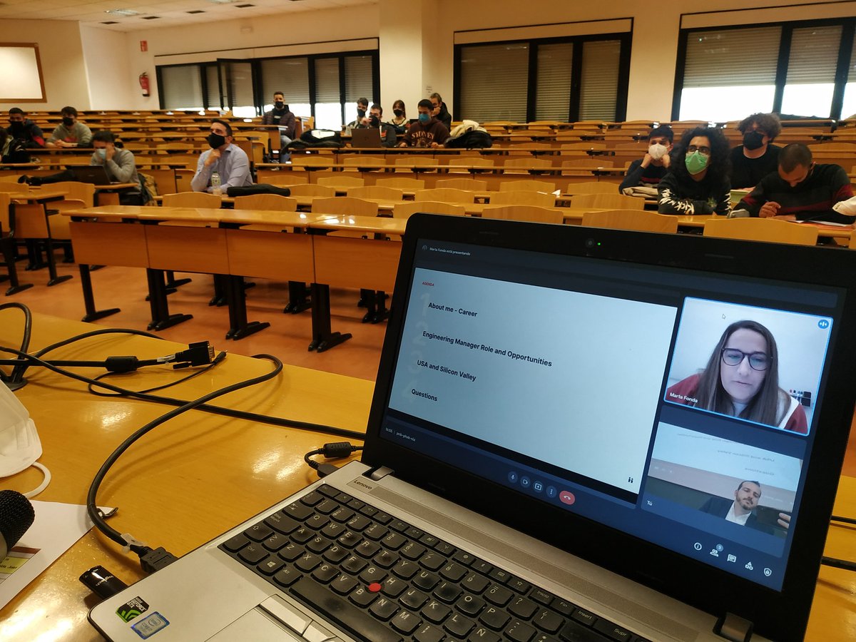 micael_gallego's tweet photo. Con @MartaFonda, alumni de la @etsii_urjc, nos cuenta su periplo en Sillicon Valley #ETSII_JobDays https://t.co/dzKwHyBSrT