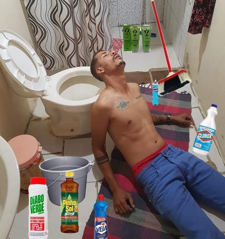 piratekingeight's tweet photo. Eu depois de misturar todos os produtos da casa para lavar o banheiro https://t.co/Q2xaLXg0uZ