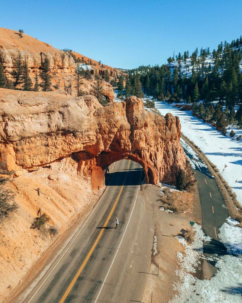 Org_Adventurer's tweet photo. Fun with tunnels 🤩 Just outside of Bryce Canyon National Park is Red Canyon, its drone-friendly twin 🛸 

When visiting Bryce Canyon National Park, be sure to drive scenic byway 12 to drive through these fun rock arches! The highway is surrounded by Bryce’s iconic orange hood… https://t.co/dxNvDNJqoE