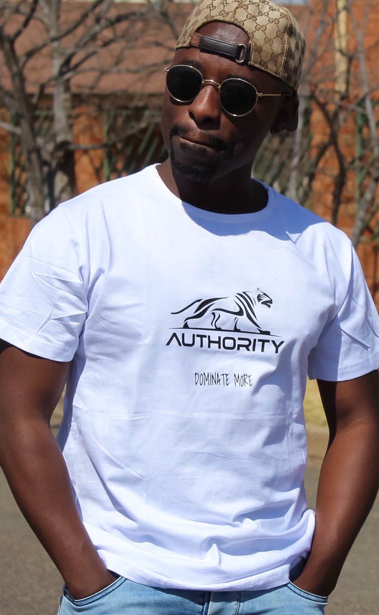 Nocontext_SA's tweet photo. @Ndi_Muvenda_ Please add @AuthorityWear https://t.co/fjrsLt0v7Z