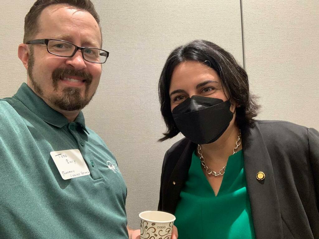 PharmacyPodcast's tweet photo. Wearing green for St. Patrick’s Day at the APHA Annual Meeting 2022 ☘️ @aphaasp @aphapharmacists 
•
•
•
#apha2022 #pharmacypodcastnetwork #painpod https://t.co/Dn1FkcyXFg https://t.co/rtgw839vG1