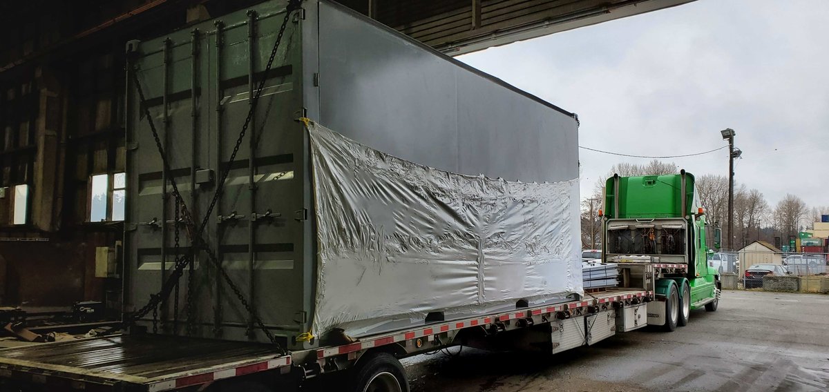 BlackBox_MFG's tweet photo. Air Box 20' loaded and ready for New Mexico!
Stay Tuned for Site photos from the integration.
#BlackBox_MFG #Cryptomining #ContainerMod @LuxxfolioH https://t.co/iyRmUsLFs9