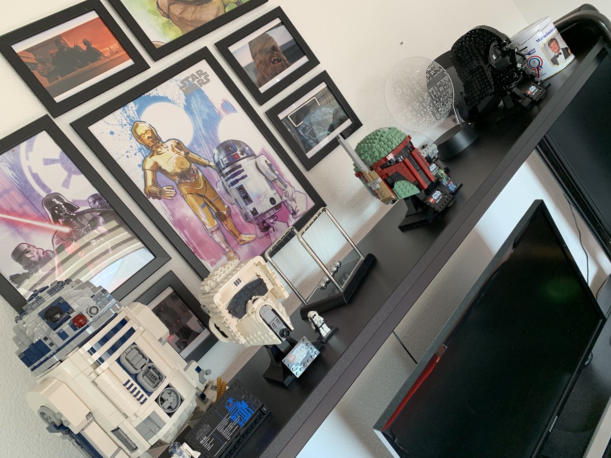 JustTimmNL_'s tweet photo. @A7ZATRU Did you get any new LEGO sets? I didn't buy it for years by my mom got me excited to get more and more... 🤣#INeedHelp #RIPMyMoney #ButWorthIt https://t.co/ZaXEYRcW9h