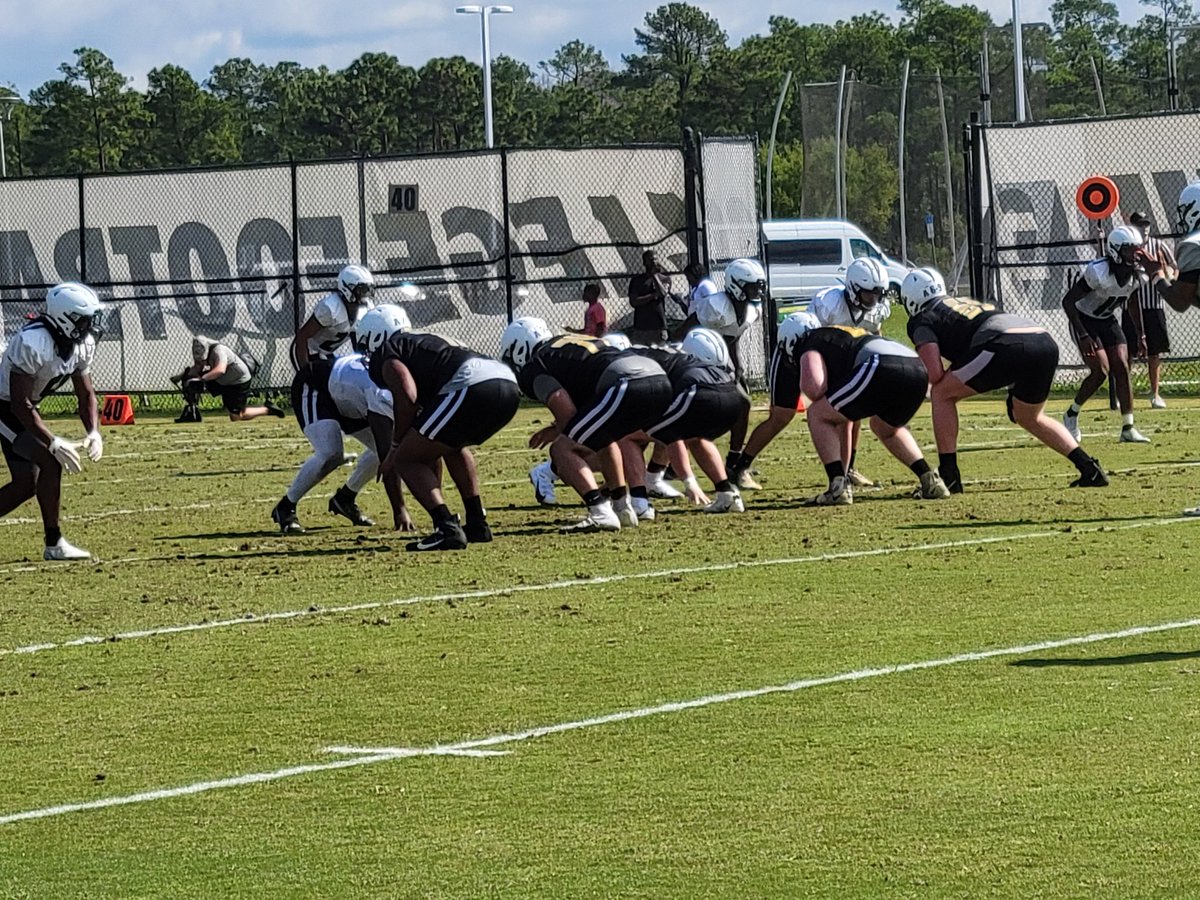 coachCheresnick's tweet photo. @ucfknightsfootball
Always learning!! https://t.co/5NkZMrMWHw