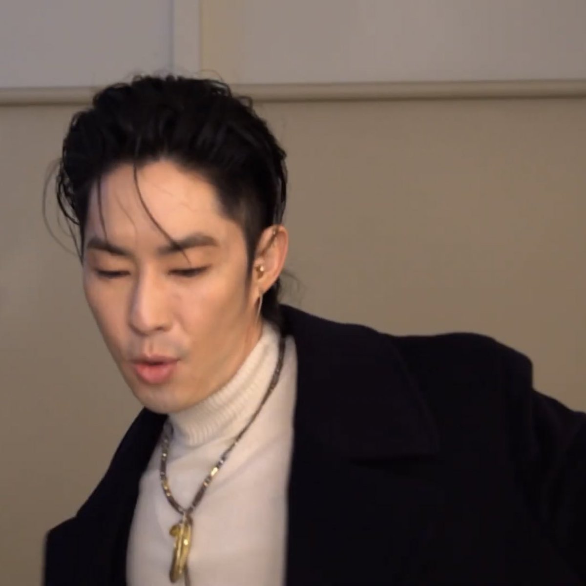 battercuff's tweet photo. presenting: the f4 of hello 2.0 mv!

si daoming jaye 😛 VANESS WU 🤩 øzi lei 😙 and quen (ken 😝) https://t.co/yTP7VeS8wD