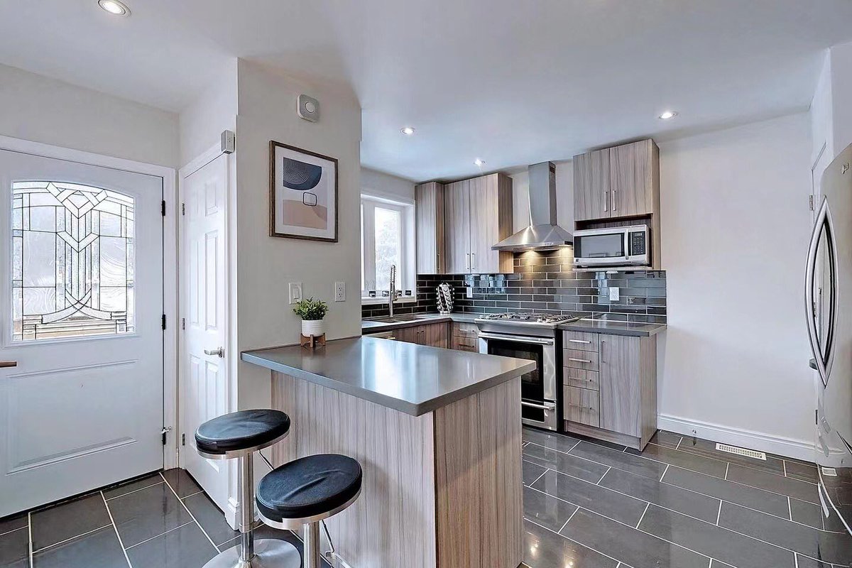 SuperstarsRyan's tweet photo. Immaculate Detached Raised Bungalow Sitting On A Premium 50X134Ft Builder Lot W/High Quality Upgrades ($150K+ Spent).Bright &amp; Efficient Lay-Out W/Premium Hardwood Flrs, Pot Lights &amp;Smooth Ceilings T/O, New Windows !Sep Entrance W/Two Divided Living Spaces! Asking For $1,199,000! https://t.co/qOXrykxDqE