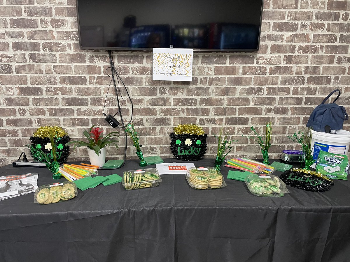 Abbey Larson tweet media