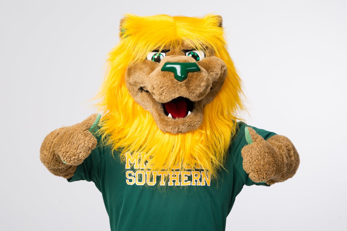 MSSUAlumFriends's tweet photo. Everyday is St. Patrick's Day when you are a MOSO Fan! 💚 ☘️ 💛
#lookinggoodinthatgreen #happystpatricksday #GOMOSO https://t.co/8gTrXBpBuP