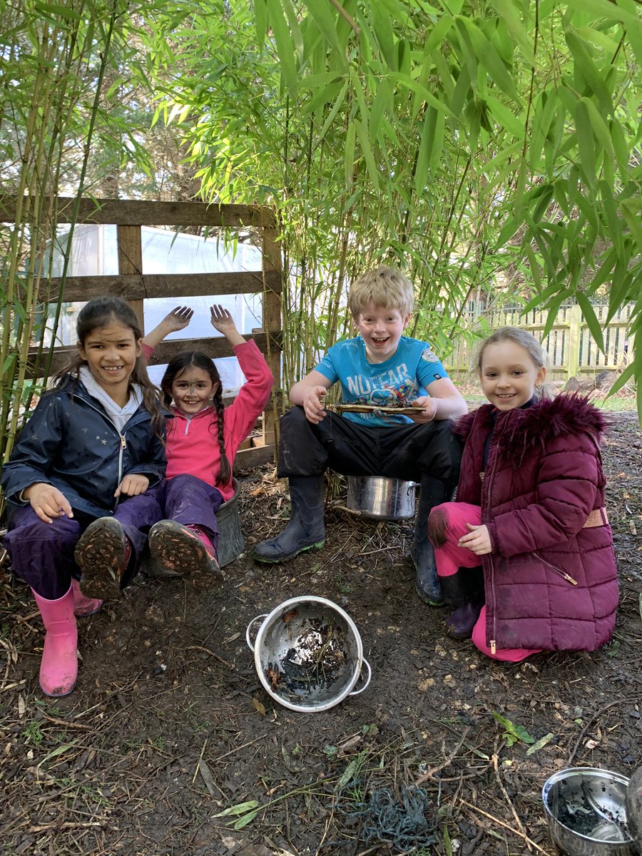 DanesfieldFS's tweet photo. Look out Danesfield Spa Y3 have their own Forest School version which rocks 🌳💕#mudmasks #forestspa #happypigs 🐷💕🌳🐸@DanesfieldY3 @DanesfieldSchl https://t.co/l1noLfU4gf